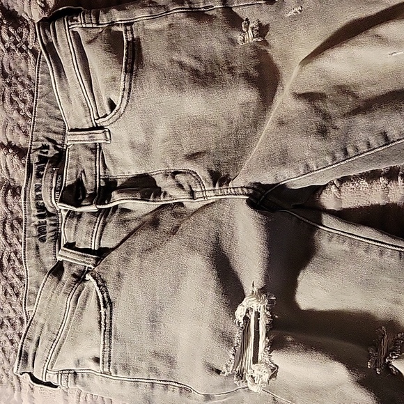 Jeans - Picture 2 of 12